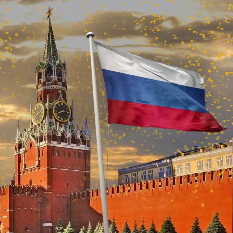 Открытка Кремлевская башня  С днем России   З Днем росії 