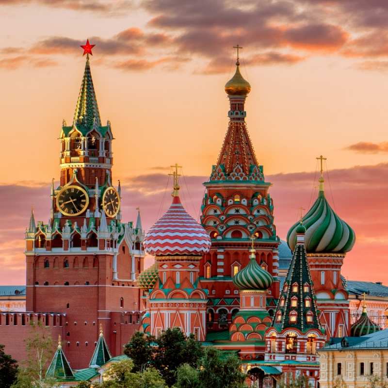 Открытка вид на кремль  С днем России   З Днем росії 