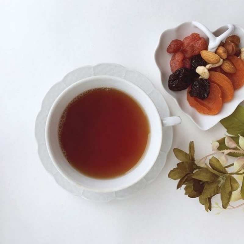 Открытка чай и сухофрукты  неизвестные растения  Одужуй 