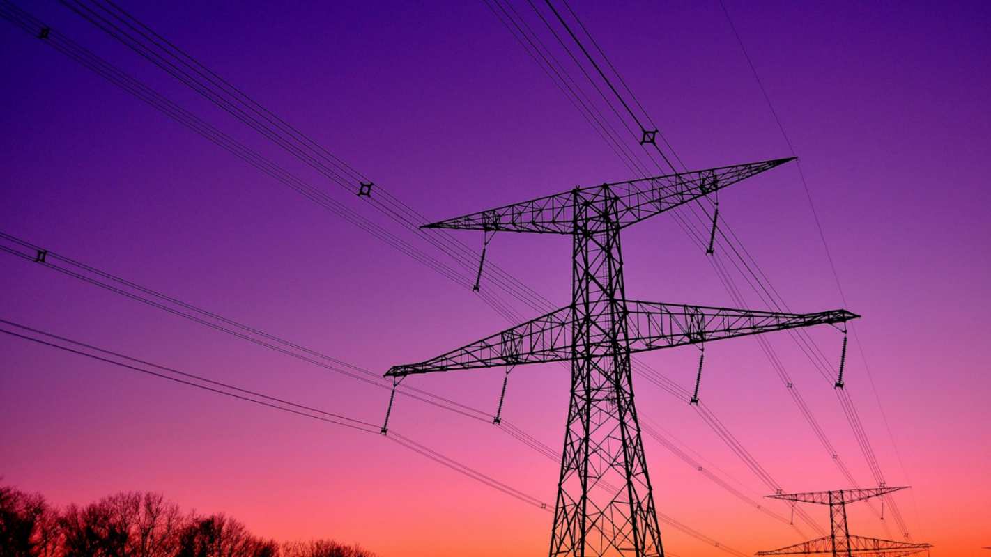 Открытка Лэп с изоляторами  закат лэп  З днем ​​енергетика 