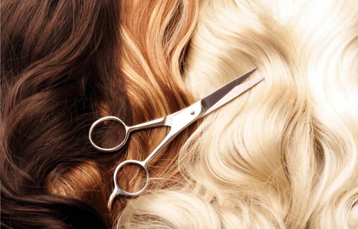 Открытка волосы разного цвета  с днем парикмахера ножницы волосы  З днем ​​перукаря 