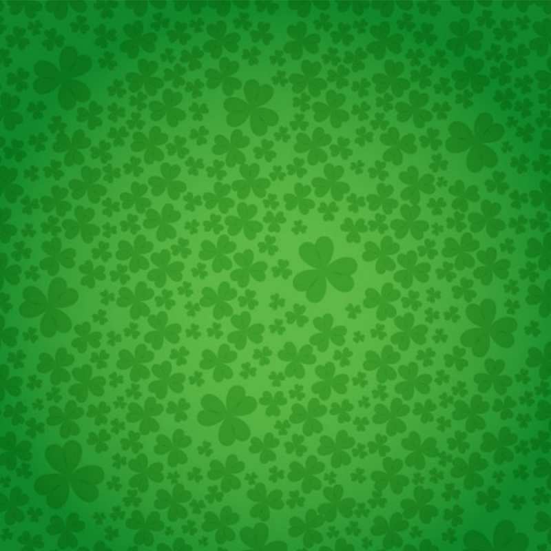 Открытка листья клевера на фоне  много листочков на удачу  Бажаю тобі успіху 