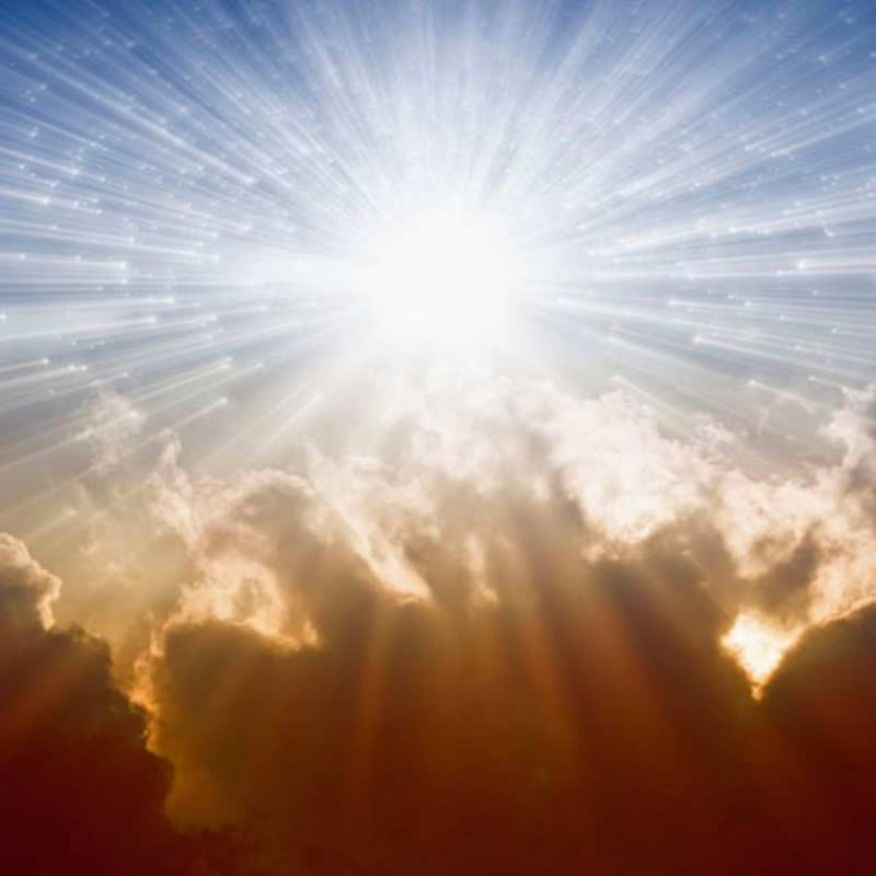 Открытка Красивая открытка бесплатно про ангела ангельский свет на небе Ти мій ангел 