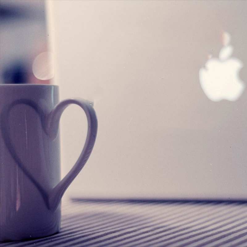 Открытка кружка с ручкой как сердце  знак яблока  Я тебе кохаю 