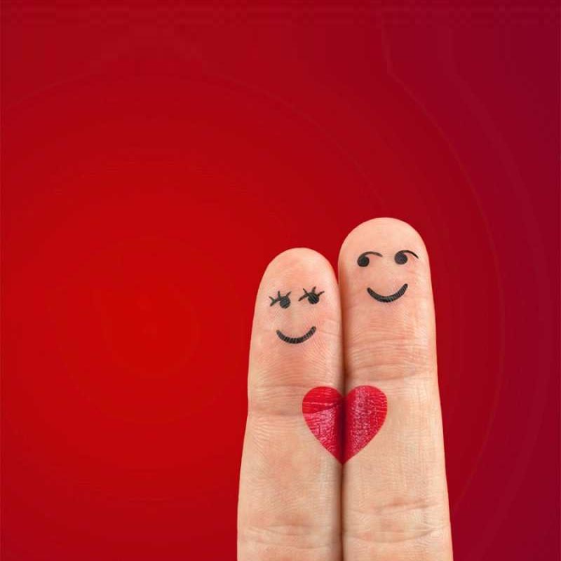 Открытка пальцы любят друг друга  одно целое  Я тебе кохаю 